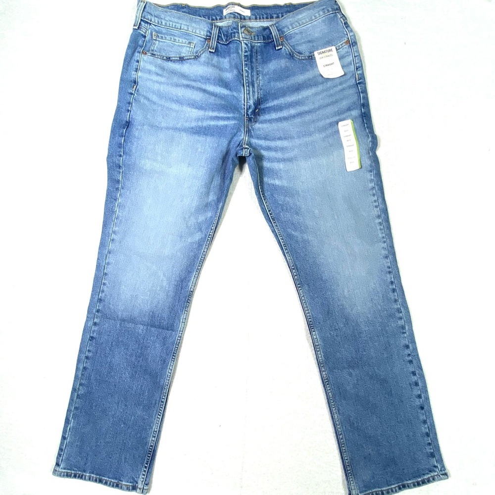 Signature Levi Strauss Gold Jeans Mens W38 Blue Straight Leg Mid Rise Casual NWT